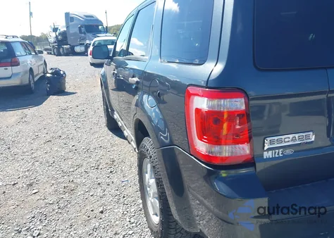 2009 Ford Escape Xlt from USA, damaged, VIN 1FMCU03759KD15030